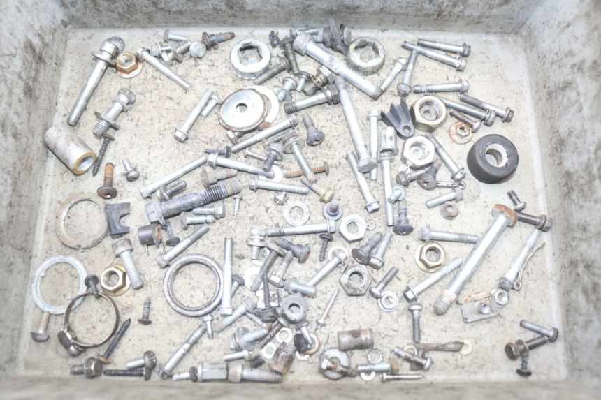 photo de SACO DE PARAFUSOS E FERRAGENS PIAGGIO VESPA LX 2T 50 (2005 - 2013) - Vista principal