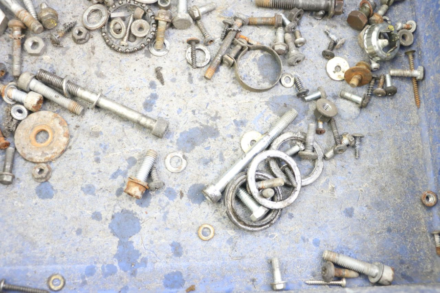 photo de SACO DE PARAFUSOS E FERRAGENS PIAGGIO VESPA LX 2T 50 (2005 - 2013) - Detalhe da peça