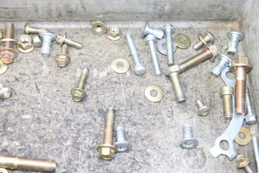 photo de SACO DE PARAFUSOS E FIXADORES APOLLO RFZ 125 - Outro ângulo de visão