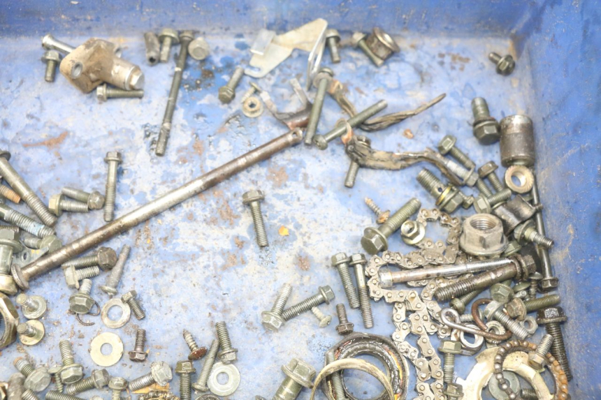 photo de SACO DE PARAFUSOS E FERRAGENS TNT MOTOR ROMA 10' 4T 50 (2019 - 2022) - Detalhe da peça