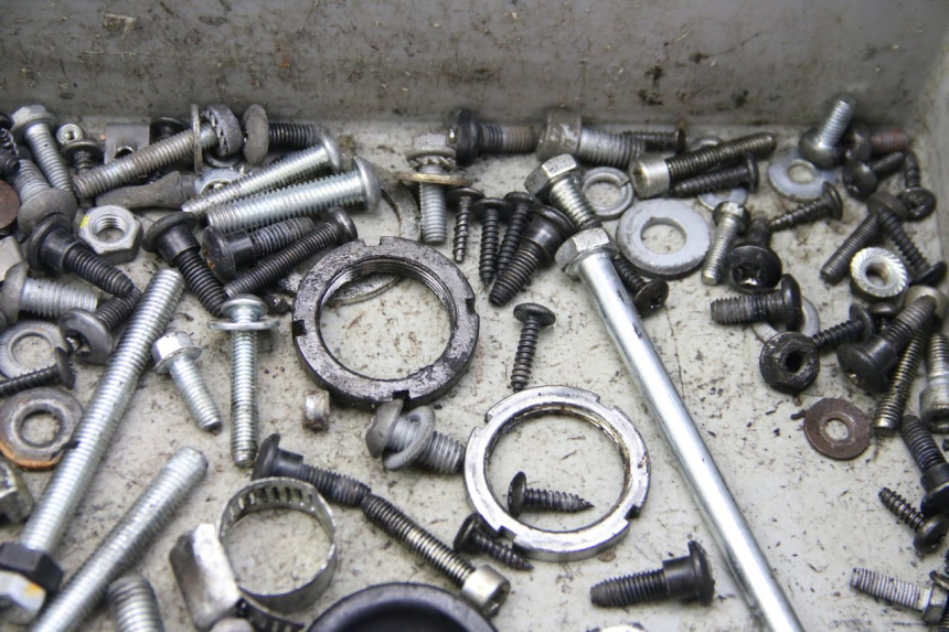 photo de SACO DE PARAFUSOS E FIXADORES GILERA RUNNER SP 50 (2009 - 2017) - Ampliação técnica