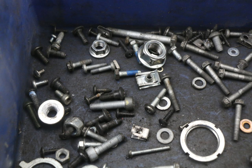 photo de SACO DE PARAFUSOS E FIXADORES GILERA RUNNER SP 50 (2009 - 2017) - Ampliação técnica