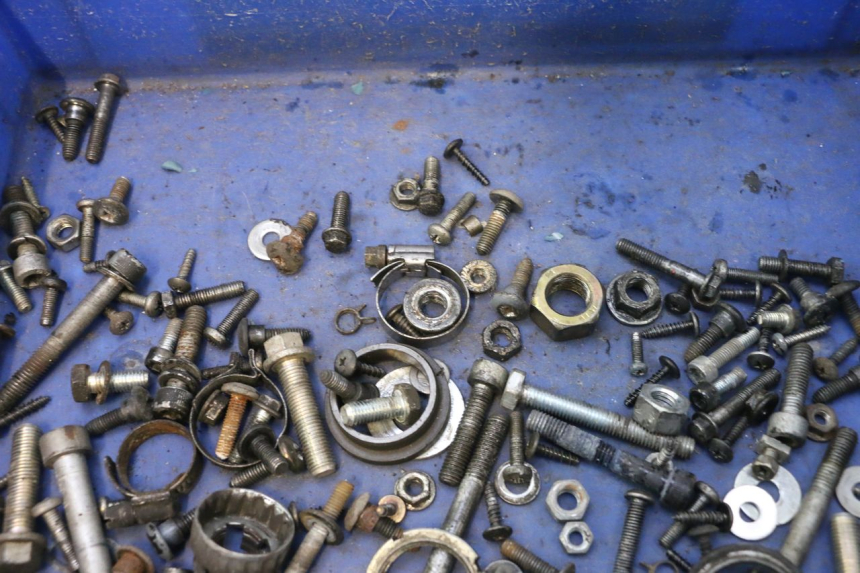 photo de SACO DE PARAFUSOS PARAFUSOS GILERA RUNNER SP 50 (2002 - 2004) - Pontos de fixação