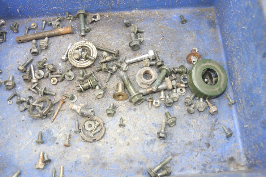 photo de SACO DE PARAFUSOS E FERRAGENS KEEWAY RY6 2T 50 (2011 - 2019) - Detalhe da peça