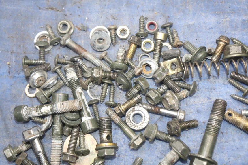 photo de SACO DE PARAFUSOS E FERRAGENS KEEWAY RY6 2T 50 (2011 - 2019) - Detalhe da peça