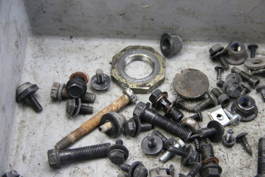photo de SACO DE PARAFUSOS E FERRAGENS LVNENG S5 1 (2019 - 2023) - Ampliação técnica