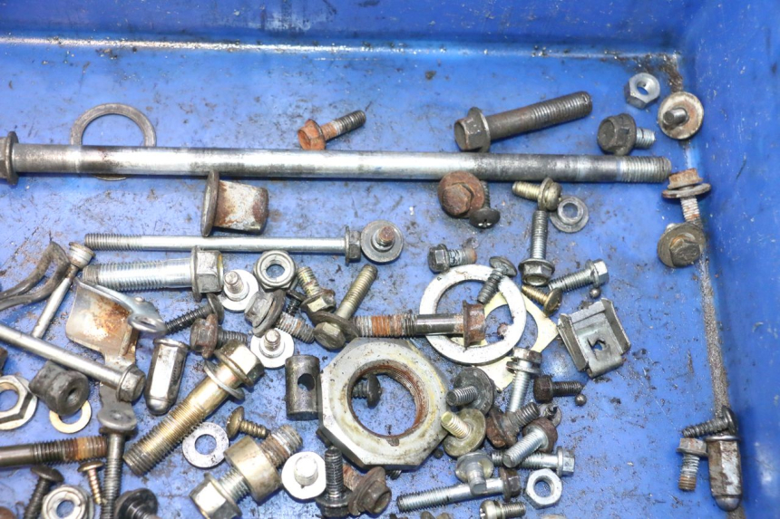 photo de SACO DE PARAFUSOS E FERRAGENS HONDA SCV LEAD 100 (2003 - 2007) - Vista geral