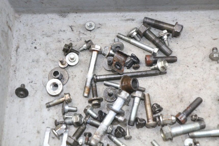 photo de SACO DE PARAFUSOS E FERRAGENS HONDA SES DYLAN 125 (2002 - 2006) - Ampliação técnica