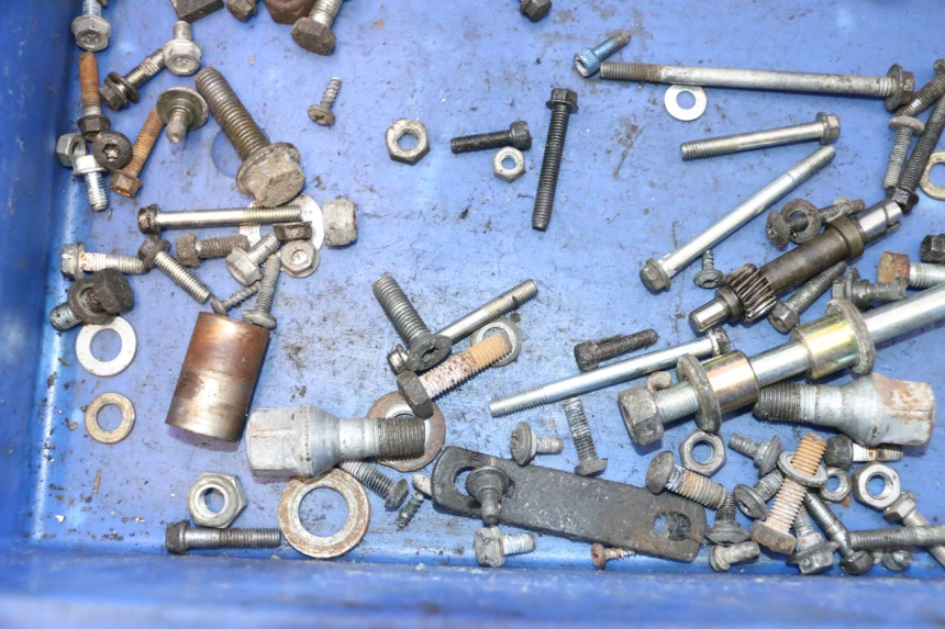 photo de SACO DE PARAFUSOS E FERRAGENS PEUGEOT SPEEDFIGHT LC 50 (1996 - 2002) - Ampliação técnica