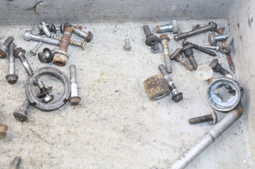 photo de SACO DE PARAFUSOS E FIXADORES GILERA STALKER 50 (2004 - 2014) - Zoom do estado de desgaste