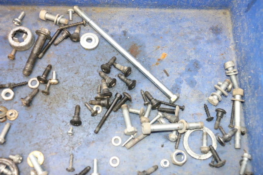 photo de SACO DE PARAFUSOS E FIXADORES GILERA STALKER 50 (2004 - 2014) - Detalhe da peça
