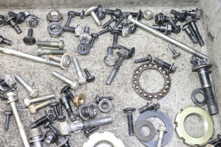 photo de SACO DE PARAFUSOS E FIXADORES PEUGEOT STREETZONE I NAKED 2T 50 (2018 - 2020) - Ampliação técnica