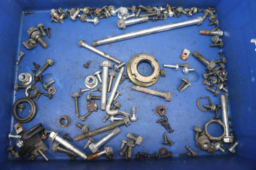 photo de SACO DE PARAFUSOS E FIXADORES PEUGEOT SUM UP 125 (2008 - 2013) - Vista principal