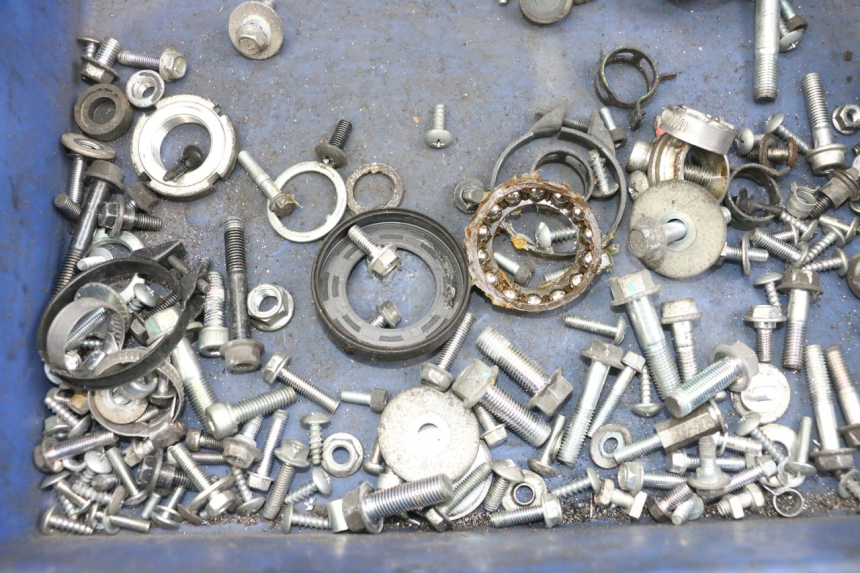 photo de SACO DE PARAFUSOS E FERRAGENS SUZUKI BURGMAN 125 (2018 - 2021) - Detalhe da peça