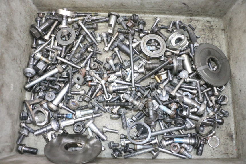 photo de SACO DE PARAFUSOS E FIXADORES YAMAHA TDM ABS 900 (2002 - 2014) - Vista principal
