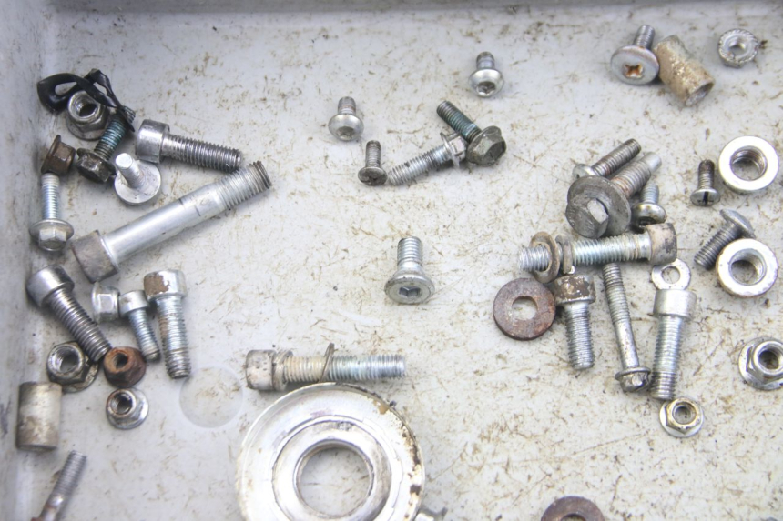 photo de SACO DE PARAFUSOS E FERRAGENS NITRO MOTORS THUNDER 125 - Ampliação técnica