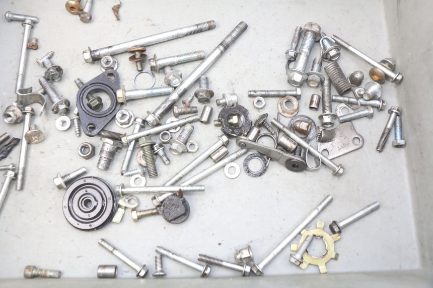photo de SACO DE PARAFUSOS E FERRAGENS NITRO MOTORS THUNDER 125 - Detalhe da peça