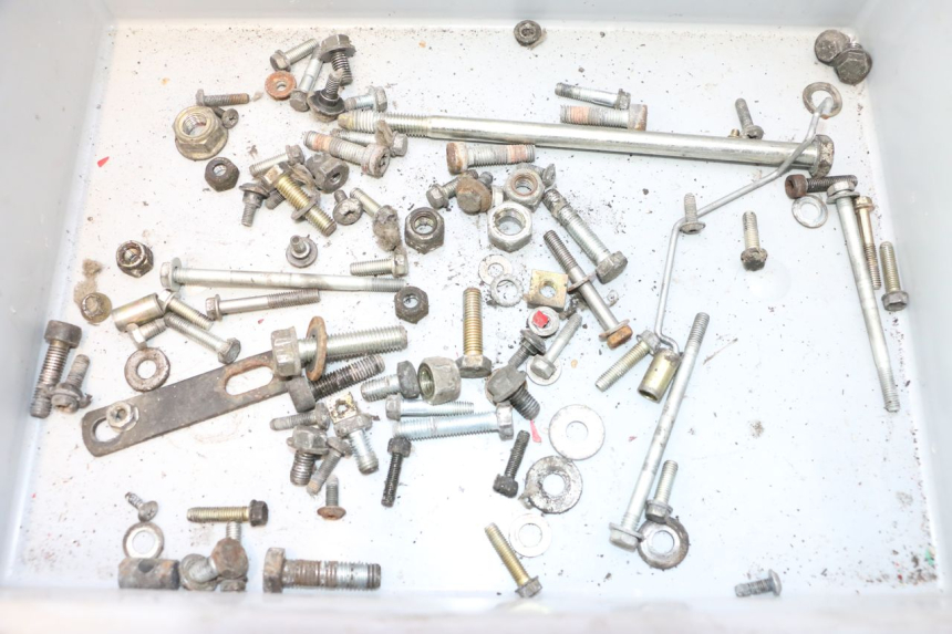photo de SACO DE PARAFUSOS E FERRAGENS PEUGEOT TREKKER 50 (1995 - 2004) - Detalhe da peça