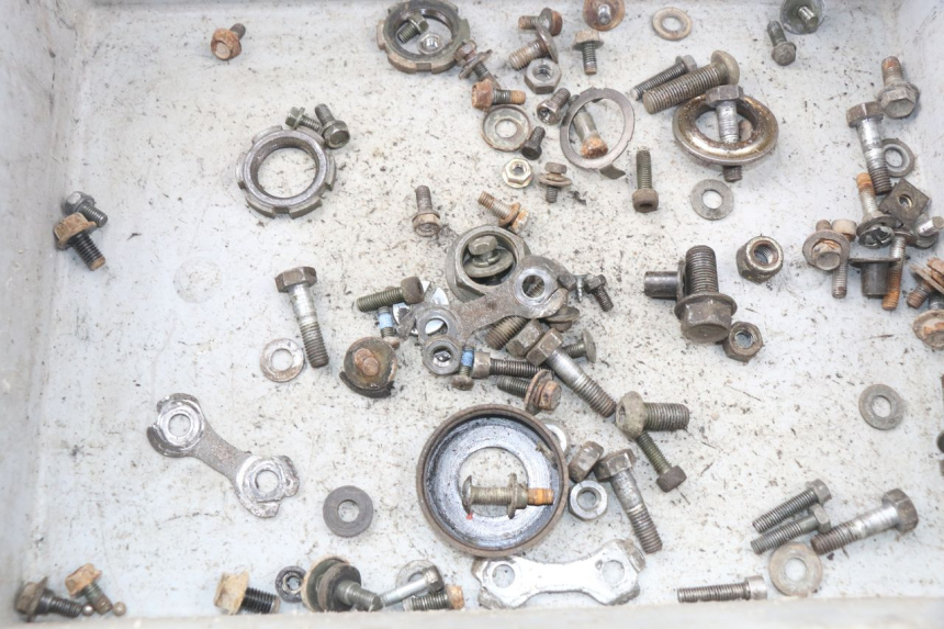photo de SACO DE PARAFUSOS E FERRAGENS YAMAHA TW 125 (1998 - 2002) - Detalhe da peça