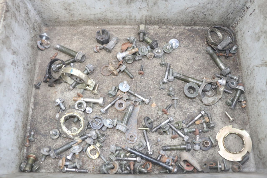 photo de SACO DE PARAFUSOS E FIXADORES PEUGEOT TWEET 4T 50 (2010 - 2014) - Vista principal