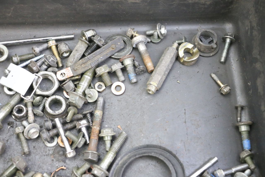 photo de SACO DE PARAFUSOS E FIXADORES PEUGEOT TWEET 4T 50 (2018 - 2022) - Ampliação técnica