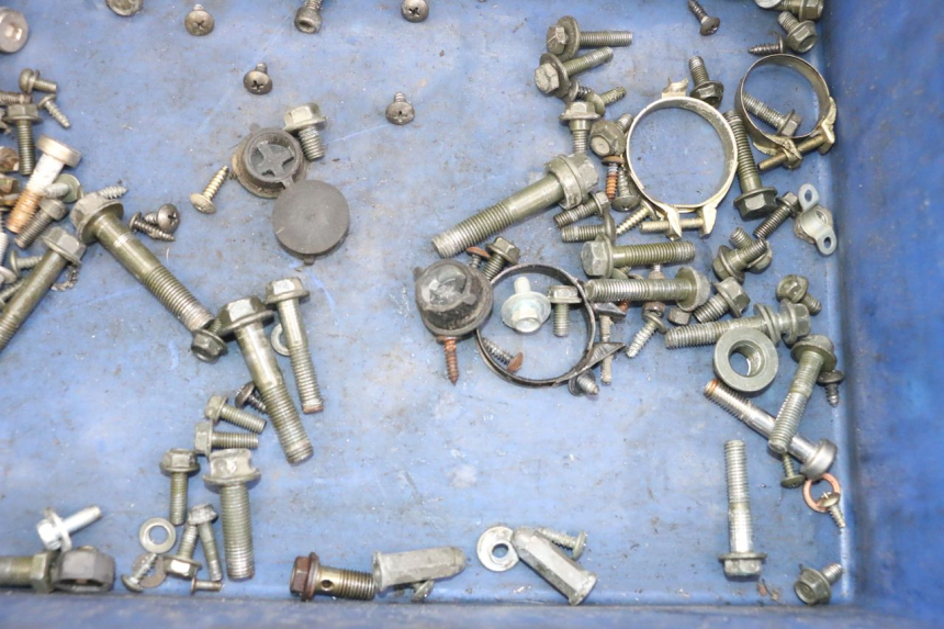 photo de SACO DE PARAFUSOS E FERRAGENS PEUGEOT TWEET 4T 50 (2014 - 2019) - Detalhe da peça
