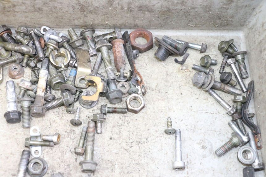 photo de SACO DE PARAFUSOS E FERRAGENS PEUGEOT TWEET PRO CARGO 50 (2018 - 2022) - Outro ângulo de visão