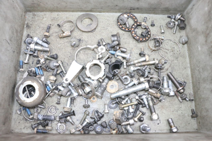 photo de SACO DE PARAFUSOS E FIXADORES YAMAHA TZR 50 (2008 - 2016) - Vista principal