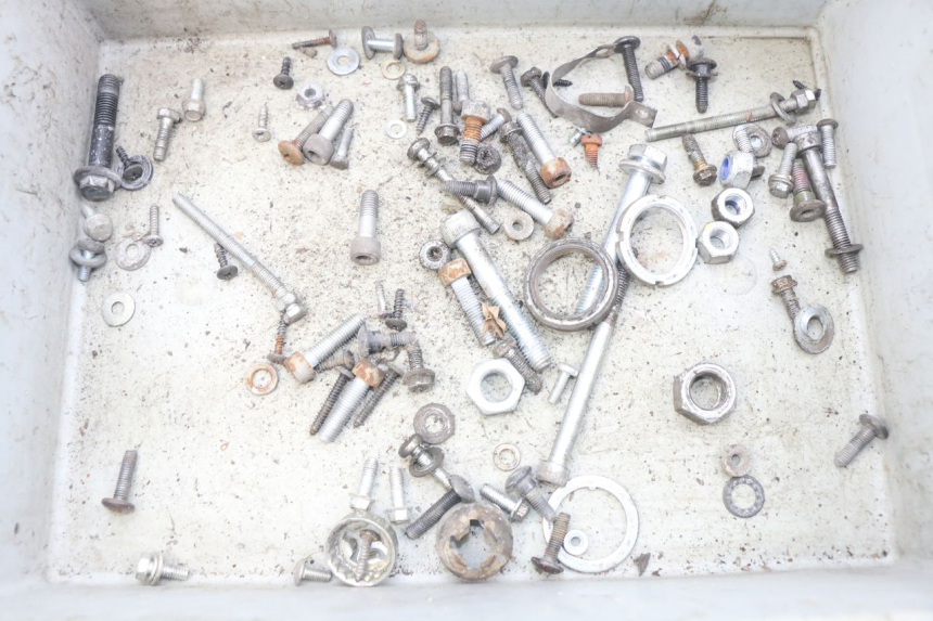 photo de SACO DE PARAFUSOS E FERRAGENS PIAGGIO VESPA LX 2T 50 (2005 - 2013) - Vista principal