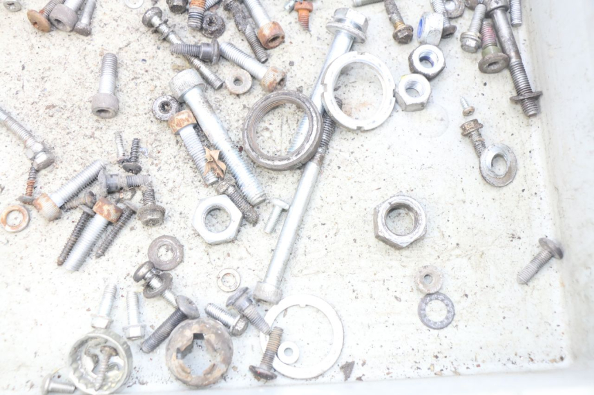 photo de SACO DE PARAFUSOS E FERRAGENS PIAGGIO VESPA LX 2T 50 (2005 - 2013) - Zoom do estado de desgaste