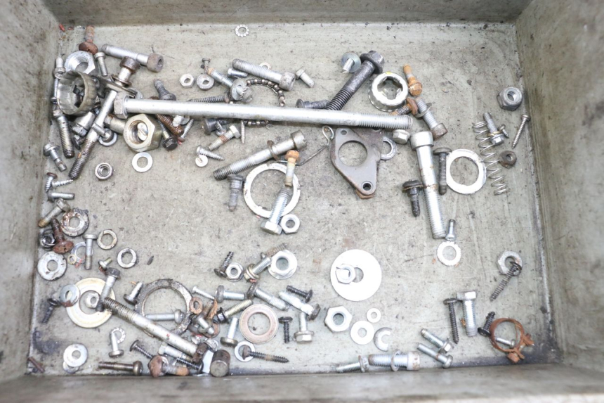photo de SACO DE PARAFUSOS E FERRAGENS PIAGGIO VESPA LX 2T 50 (2005 - 2013) - Vista principal