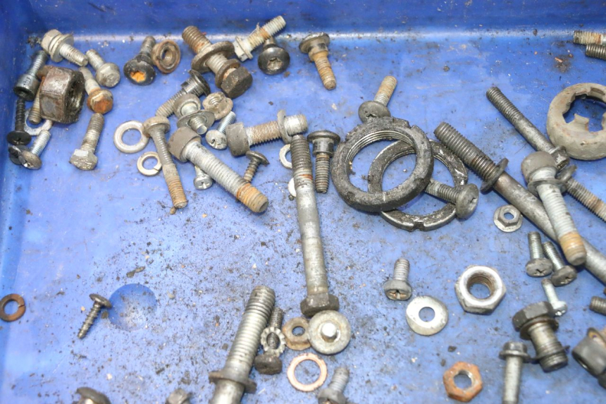 photo de SACO DE PARAFUSOS E FERRAGENS PIAGGIO VESPA LX 2T 50 (2005 - 2013) - Outro ângulo de visão