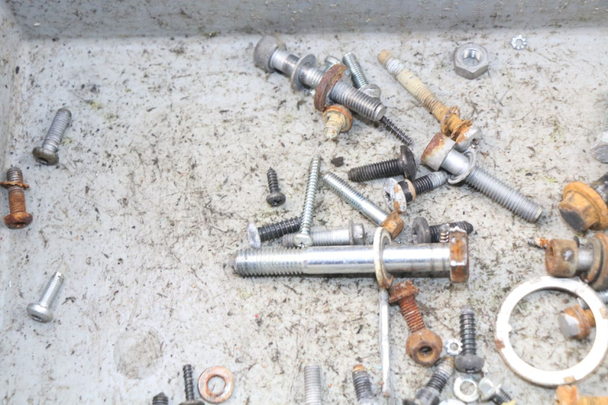photo de SACO DE PARAFUSOS E FERRAGENS PIAGGIO VESPA LX IE 125 (2010 - 2012) - Ampliação técnica