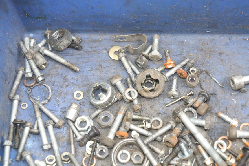 photo de SACO DE PARAFUSOS E FERRAGENS PIAGGIO VESPA S 2T 50 (2007 - 2014) - Outro ângulo de visão