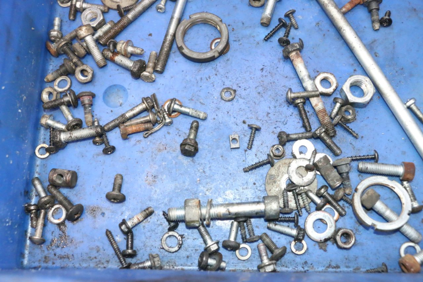 photo de SACO DE PARAFUSOS E FERRAGENS PIAGGIO VESPA S 2T 50 (2007 - 2014) - Outro ângulo de visão