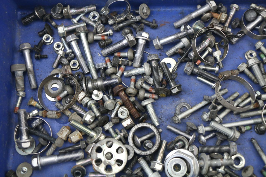 photo de SACO DE PARAFUSOS E FIXADORES HONDA VFR F 1200 (2010 - 2015) - Ampliação técnica