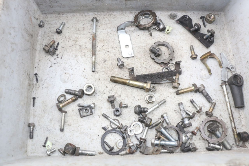 photo de SACO DE PARAFUSOS E FERRAGENS PEUGEOT VIVACITY 50 (2004 - 2009) - Detalhe da peça