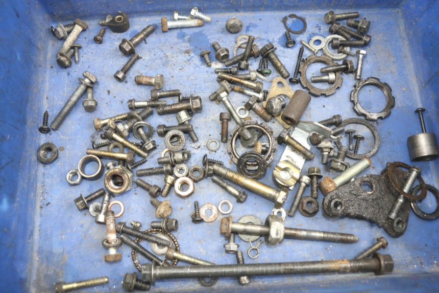 photo de SACO DE PARAFUSOS E FERRAGENS PEUGEOT VIVACITY 50 (2004 - 2009) - Detalhe da peça