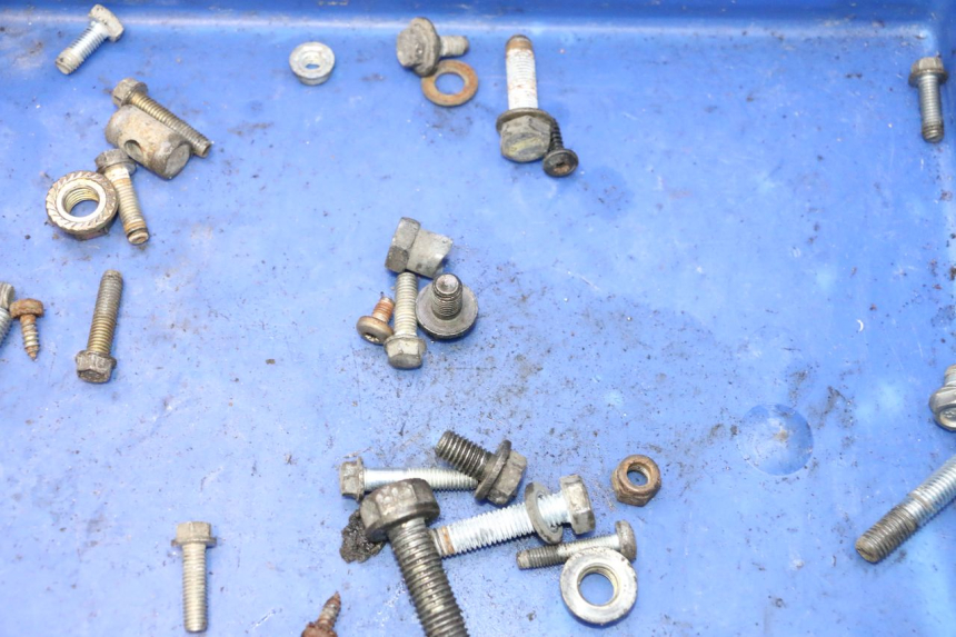photo de SACO DE PARAFUSOS E FERRAGENS PEUGEOT VIVACITY 50 (2004 - 2009) - Detalhe da peça