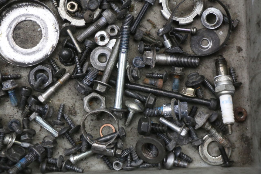 photo de SACO DE PARAFUSOS E FERRAGENS YAMAHA X-MAX XMAX 125 (2010 - 2013) - Ampliação técnica