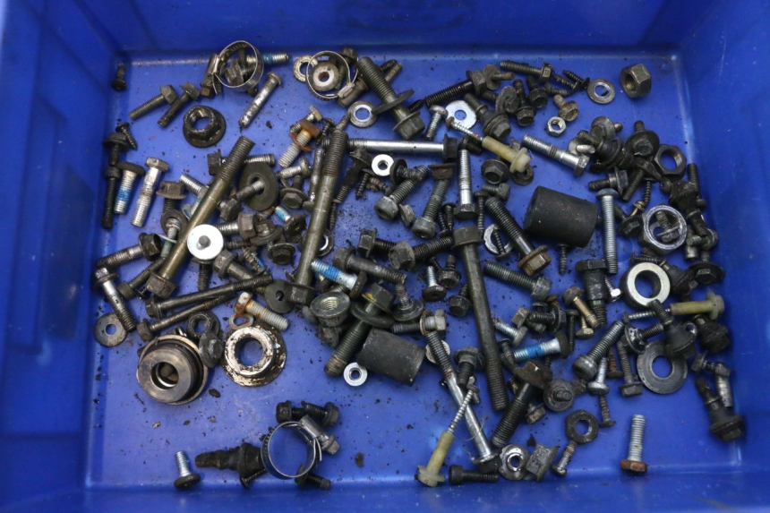 photo de SACO DE PARAFUSOS E FERRAGENS YAMAHA XMAX X-MAX 125 (2006 - 2009) - Vista principal
