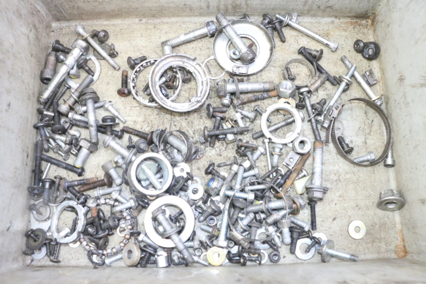 photo de SACO DE PARAFUSOS E FIXADORES PIAGGIO XEVO - X EVO 125 (2007 - 2017) - Vista principal