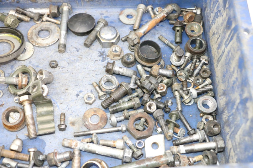 photo de SACO DE PARAFUSOS E FERRAGENS YAMAHA XJN DIVERSION 600 (2000 - 2003) - Detalhe da peça