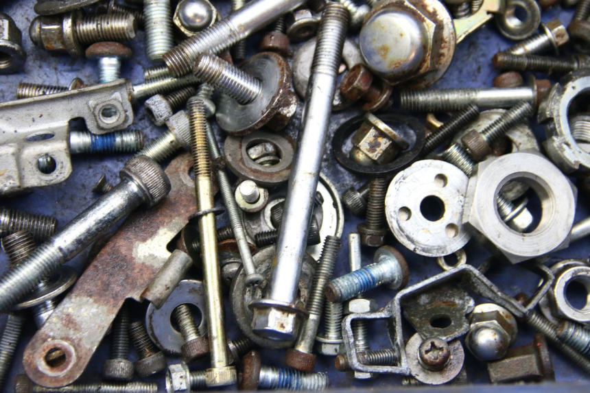 photo de SACO DE PARAFUSOS E FIXADORES YAMAHA XV VIRAGO 750 (1984 - 1998) - Zoom do estado de desgaste