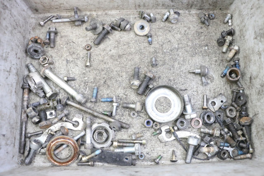 photo de SACO DE PARAFUSOS E FIXADORES YAMAHA TZR 50 (2008 - 2016) - Vista principal
