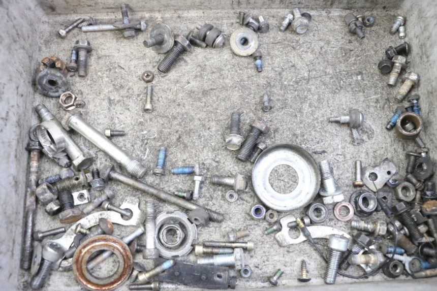 photo de SACO DE PARAFUSOS E FIXADORES YAMAHA TZR 50 (2008 - 2016) - Detalhe da peça