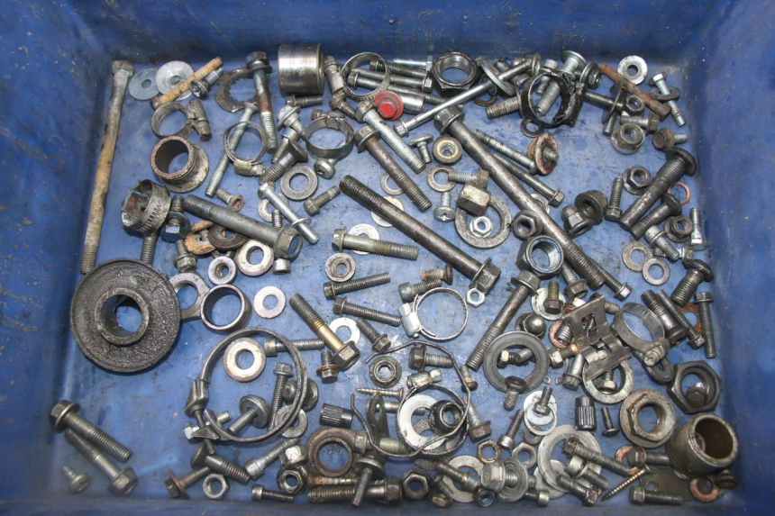 photo de SACO DE PARAFUSOS E FIXADORES YAMAHA YZ 125 (1998 - 2005) - Vista principal