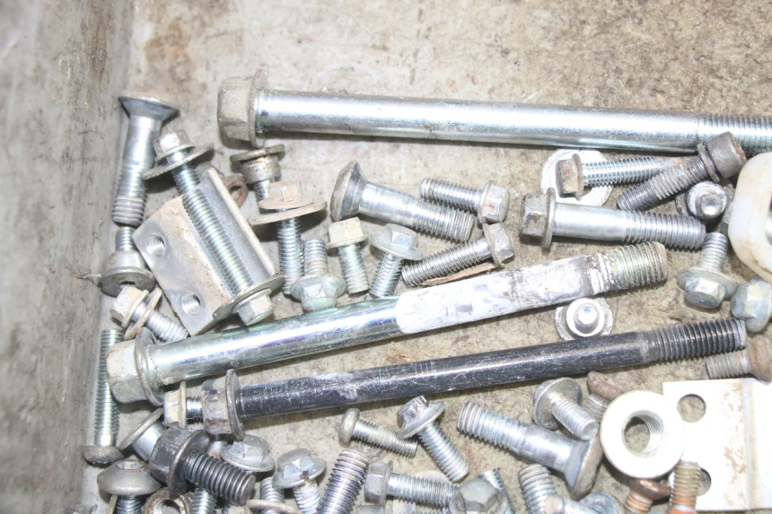 photo de SACO DE PARAFUSOS E FERRAGENS YAMAHA YZ 85 (2022 - 2025) - Detalhe da peça
