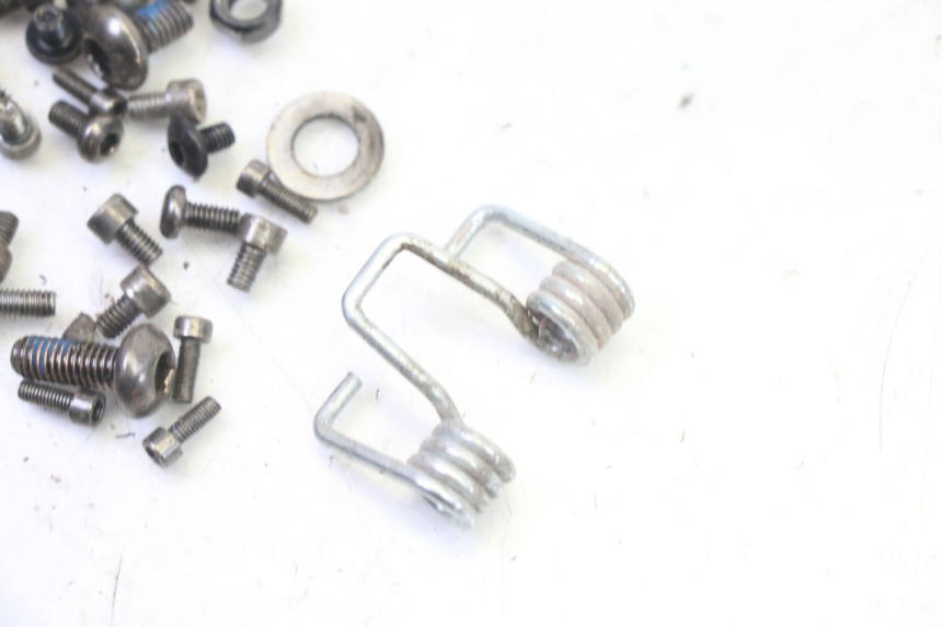 photo de SACO DE PARAFUSOS E FIXADORES MOOVWAY Z8 1 - Outro ângulo de visão