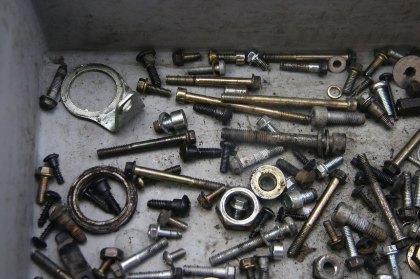 photo de SACO DE PARAFUSOS E FIXADORES PIAGGIO ZIP 4T 50 (2018 - 2020) - Pontos de fixação